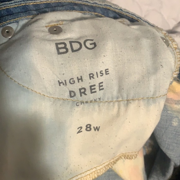 2 for 15$// BDG Jean Highrise Shorts - Picture 3 of 3